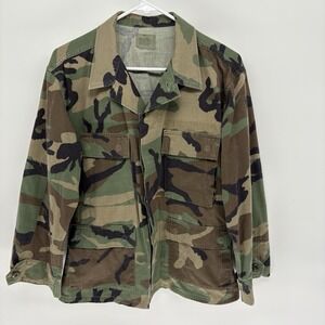 Vintage BDU Military Woodland Camo Shirt  Combat Chore Coat M-81 Medium Short